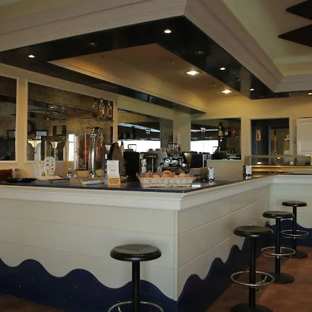 ホテル Alda Bueumar 2*