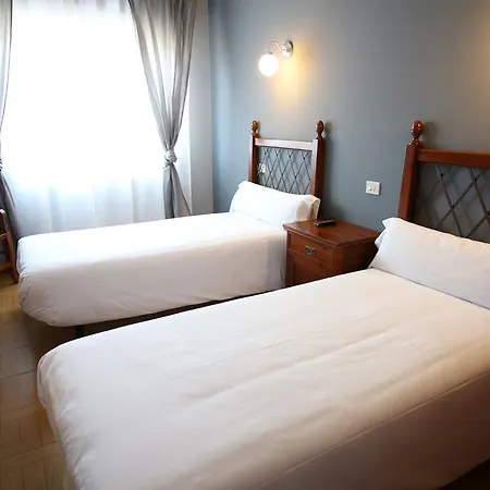 ホテル Alda Bueumar 2*