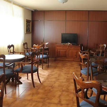 酒店 Alda Bueumar 布埃乌