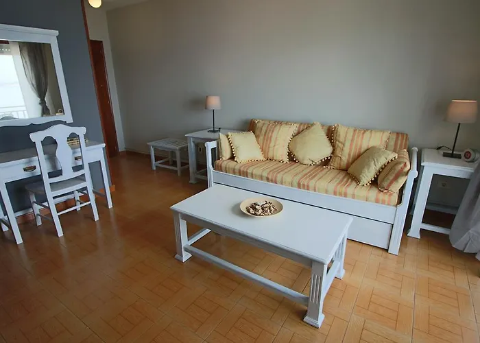 Alda Bueumar Hotell 2*