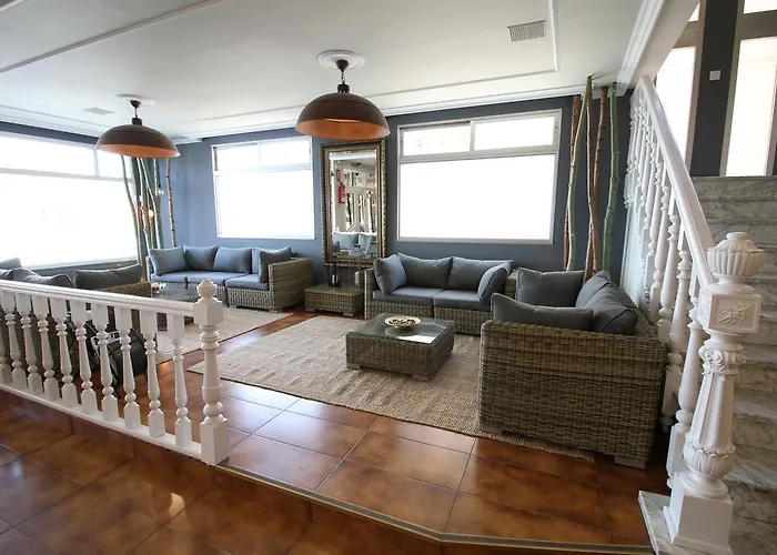 Hotell Alda Bueumar 2*