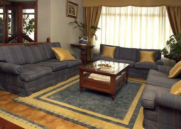 Ξενοδοχείο Alda Bueumar 2*