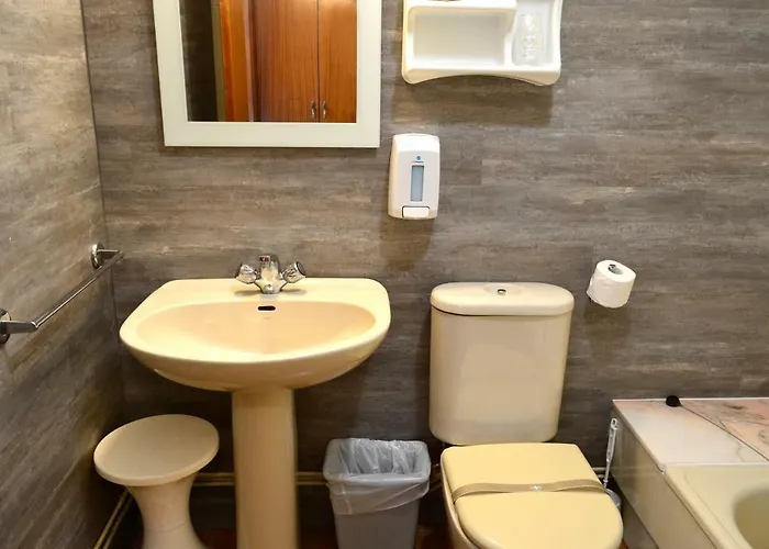 Alda Bueumar Hotell 2*